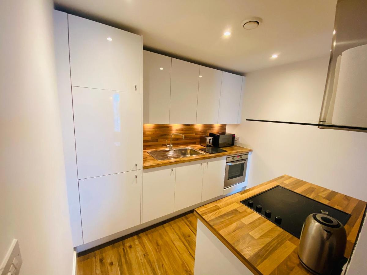 Stewart St James Walk Apartment Cheltenham Extérieur photo